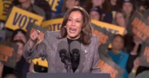 watch:-awkward-and-embarrassing-moment-ensues-when-kamala-harris-asks-her-supporters-to-shout-their-names-during-michigan-rally-|-the-gateway-pundit-|-by-cullen-linebarger