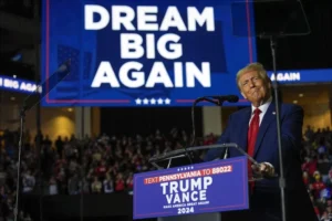 watch-live:-trump-holds-rally-with-brett-favre-in-wisconsin-–-washington-examiner