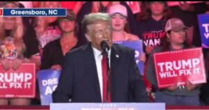 president-trump-holds-rally-in-greensboro,-north-carolina-–-tells-crowd:-“we’re-leading-in-all-7-swing-states”-(video)-|-the-gateway-pundit-|-by-david-greyson