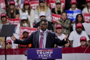 trump-teases-defense-position-for-herschel-walker-if-elected-–-washington-examiner