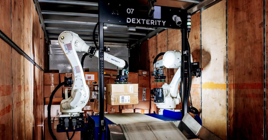 fedex’s-new-robot-loads-delivery-vans-like-it’s-playing-3d-tetris