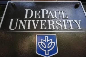 depaul-university-‘outraged’-by-masked-attack-against-two-jewish-students-–-washington-examiner