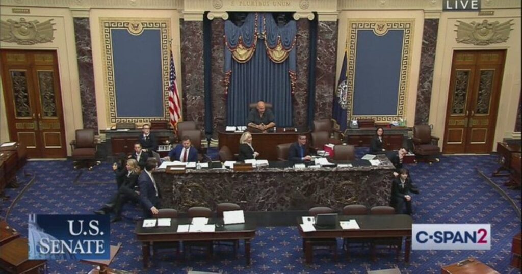 senate-unanimously-votes-to-restore-dress-code-in-humiliating-rebuke-to-chuck-schumer-and-slob-fetterman-|-the-gateway-pundit-|-by-kristinn-taylor
