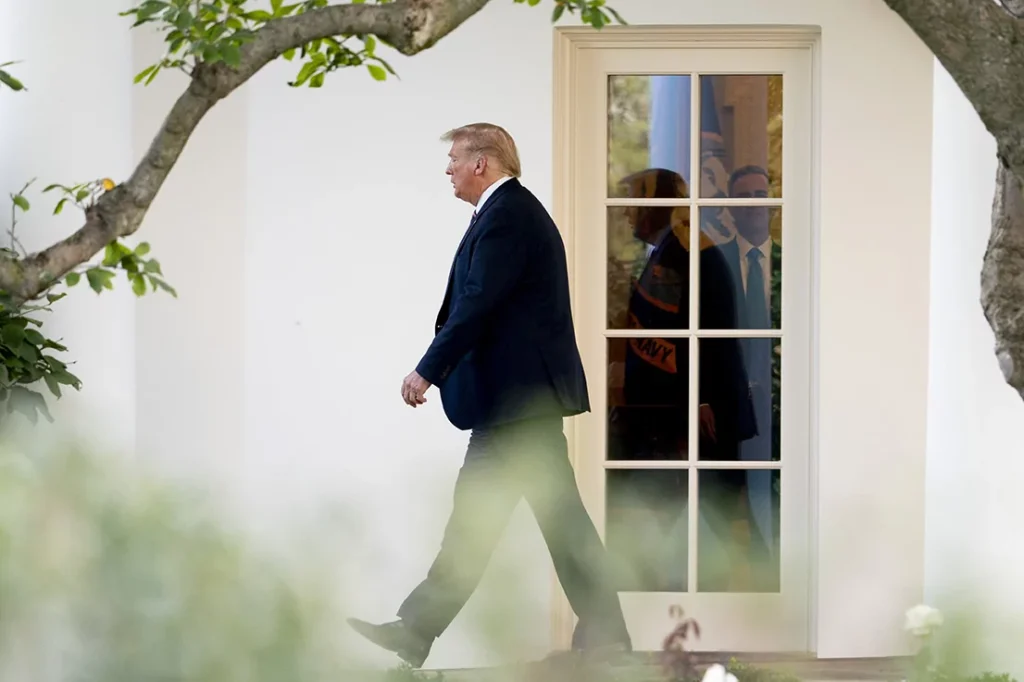 trump-planning-to-visit-capitol-hill-ahead-of-biden-meeting-–-washington-examiner