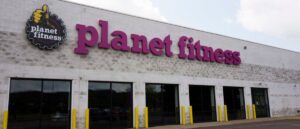 police-say-they’re-investigating-after-man-dies-while-in-planet-fitness-tanning-bed