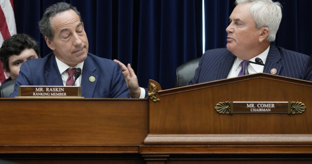 biden-impeachment:-top-democrat-moves-to-subpoena-giuliani,-gop-shoots-it-down