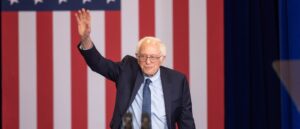 bernie-sanders-open-to-working-with-trump,-advocates-on-10%-credit-card-rate-cap