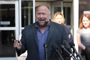 the-onion’s-takeover-of-infowars-paused-by-federal-bankruptcy-judge-–-washington-examiner