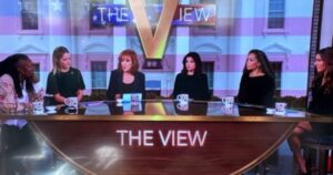 abc-news-reportedly-‘desperate’-to-add-a-pro-trump-voice-to-‘the-view’