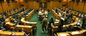 fact-check:-was-a-vote-in-new-zealand-parliament-stopped-by-maori-haka-dancing?