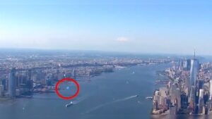 local-news-helicopter-captures-mysterious-orb-zooming-over-nyc-(video)-|-the-gateway-pundit-|-by-anthony-scott