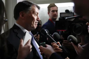 gop-senator-debuts-bill-to-abolish-department-of-education-–-washington-examiner