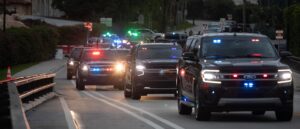 fact-check:-did-trump-leave-mar-a-lago-in-an-ambulance?