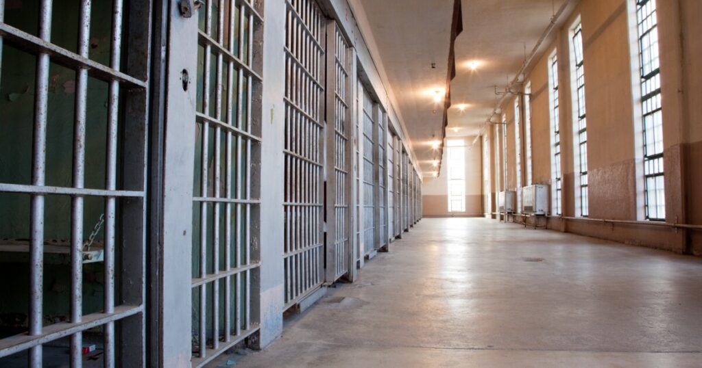 man-wrongfully-convicted-of-murder-announces-plan-to-sue-chicago-police