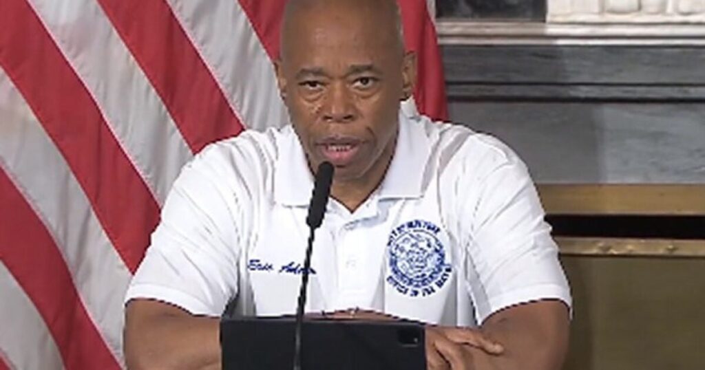 new-york-democrats-to-distribute-flyers-to-illegals-at-southern-border-warning-them-‘you-are-better-off’-somewhere-else-|-the-gateway-pundit-|-by-david-greyson