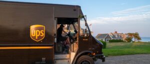 porch-pirates-find-new-tactic-in-scheme-to-steal-your-christmas-gifts