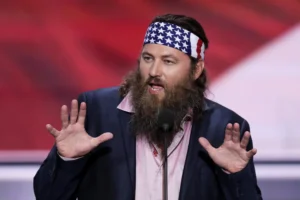 willie-robertson-argues-it-became-‘kind-of-cool’-to-support-trump-in-2024-–-washington-examiner