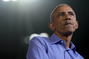 obama-steps-back-into-the-spotlight-after-voters-rebuffed-democrats
