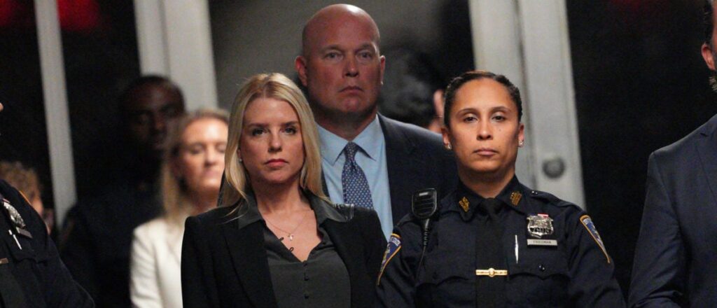 fact-check:-did-pam-bondi-threaten-to-investigate-and-prosecute-nancy-pelosi?