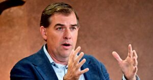 amazon-is-building-a-mega-ai-supercomputer-with-anthropic