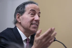 democrats-jockey-for-power-on-house-oversight-committee-–-washington-examiner