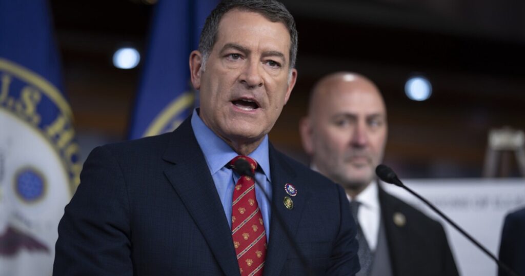 gop-lawmaker-introduces-bill-to-resume-payments-for-border-patrol-and-ice-agents-in-shutdown