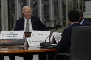 biden-appears-to-fall-asleep-during-african-summit-–-washington-examiner