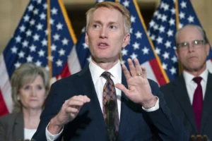 lankford-chalks-up-trump-appointee-criticisms-as-‘media-noise’-–-washington-examiner