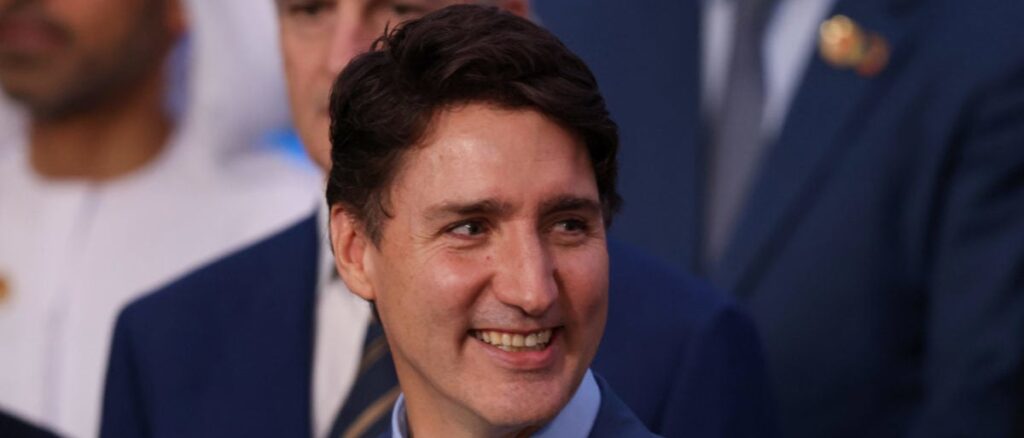 fact-check:-did-justin-trudeau-announce-a-three-year-freeze-on-accepting-immigrants-into-canada?