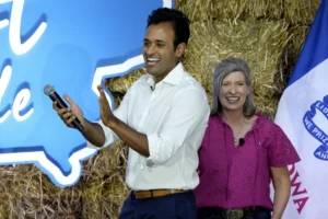 ernst-outlines-problems-with-bureaucrat-telework-at-doge-caucus-meeting-–-washington-examiner