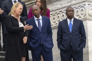 texas-democrat-sylvester-turner,-70,-is-no-‘rookie’