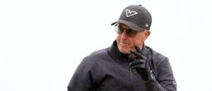 legendary-golfer-phil-mickelson-reacts-to-daniel-penny-case