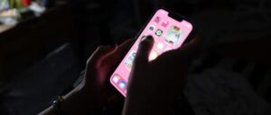 internet-weirdos-are-thirsting-over-suspect-in-broad-daylight-assassination-of-healthcare-exec