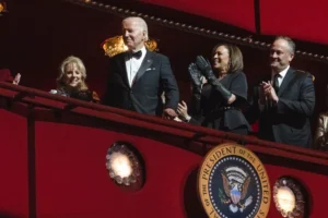 the-bidens-ignore-harris-and-her-husband-at-kennedy-center-honors-event-–-washington-examiner