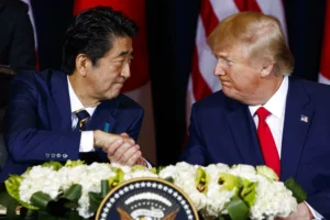 trump-to-have-private-dinner-with-shinzo-abe’s-widow-at-mar-a-lago:-report-–-washington-examiner