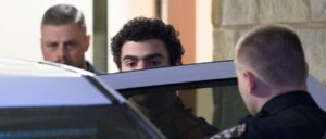 fact-check:-did-burger-king-troll-mcdonald’s-by-posting-‘we-don’t-snitch’?