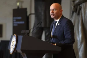 mike-lee-ponders-if-liz-cheney-knew-of-jan.-6-confidential-sources-–-washington-examiner