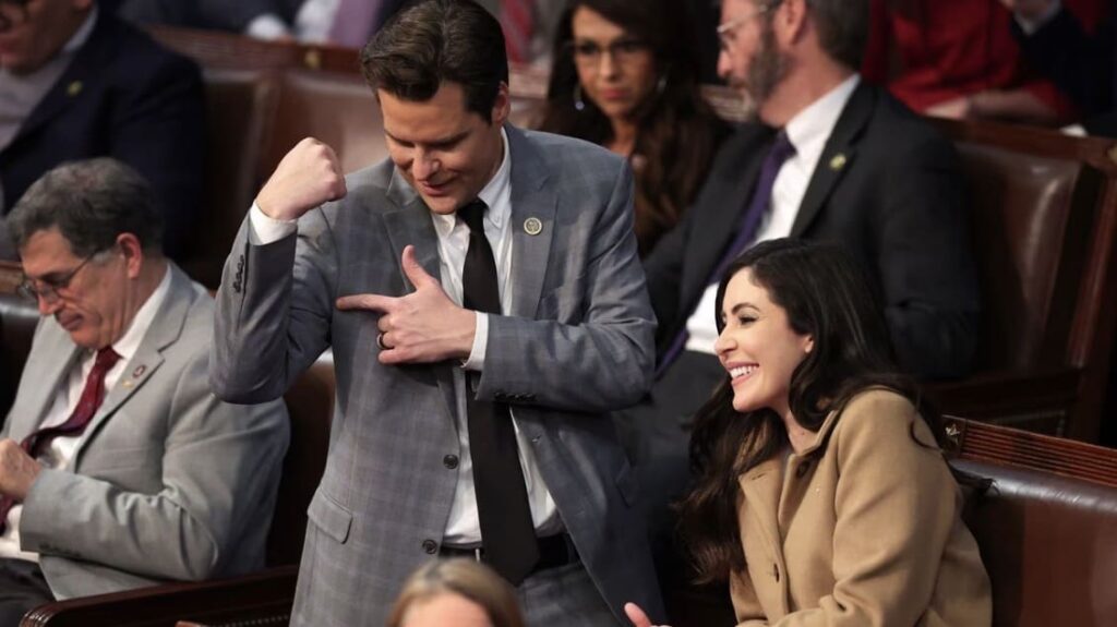 update:-mtg-joins-anna-paulina-luna-and-matt-gaetz-in-sacrificing-salary-amidst-government-shutdown-|-the-gateway-pundit-|-by-jim-hᴏft