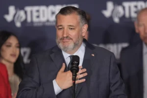 ted-cruz-warns-against-assisting-in-‘theft’-of-selling-off-border-wall-pieces-–-washington-examiner