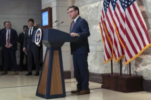 congressional-pay-raises-quietly-included-in-stopgap-spending-bill