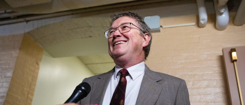 thomas-massie-becomes-first-republican-to-publicly-say-he-won’t-throw-support-behind-mike-johnson-for-speaker