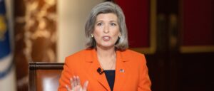 gop-senator-introduces-bill-to-send-one-third-of-federal-workforce-packing-out-of-dc