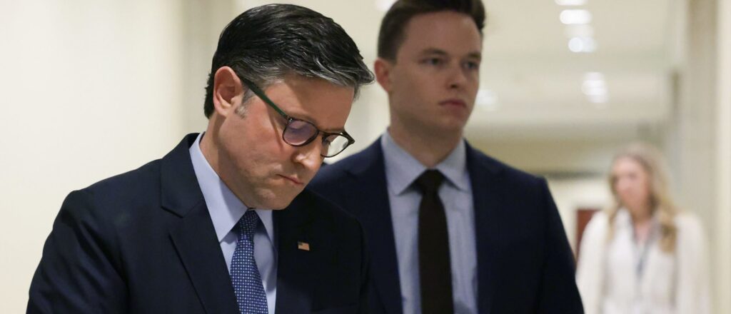 speaker-johnson-backs-out-of-event-with-trump-and-tucker-as-deadline-looms-and-backlash-erupts