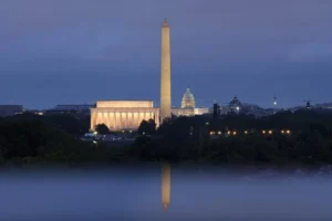 dc-population-passes-700,000-for-first-time-in-five-years:-census-bureau-–-washington-examiner