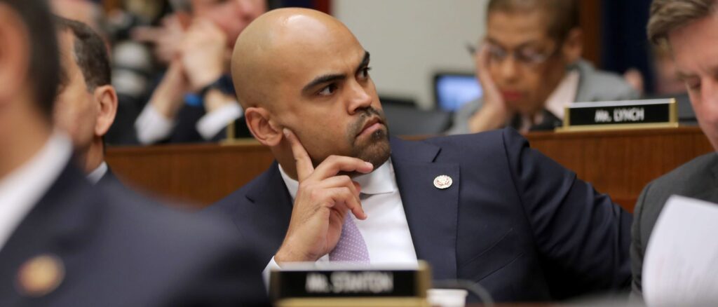 dem-candidate-challenging-ted-cruz-called-to-‘tear-down’-the-‘racist’-border-wall,-video-shows