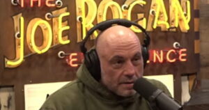 joe-rogan-slams-democrats,-media,-deep-state,-for-‘insanely-dangerous-precedent’-of-using-judicial-system-against-trump-(video)-|-the-gateway-pundit-|-by-mike-lachance