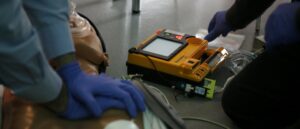 ‘this-can’t-be-happening’:-students-save-teacher’s-life-after-he-goes-into-cardiac-arrest