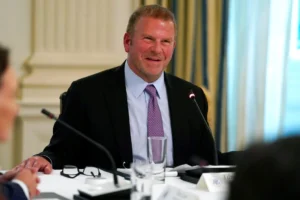 trump-nominates-billionaire-tilman-fertitta-for-ambassador-to-italy-–-washington-examiner