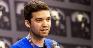 disney-pulled-the-plug-on-this-game-in-2013.-a-group-of-teens-kept-it-alive