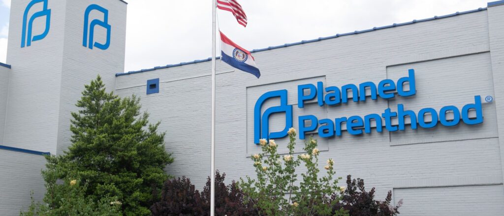 judge-blocks-enforcement-of-two-key-provisions-in-north-carolina’s-new-abortion-law
